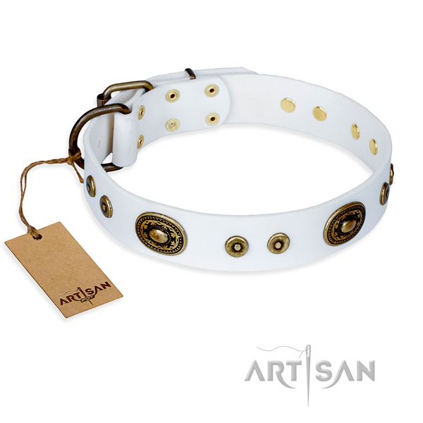 Full grain natural leather dog collar made of best quality material with corrosion proof traditional buckle