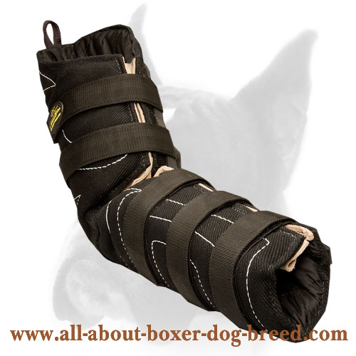  Velcro Closure on Boxer Bite Sleeve