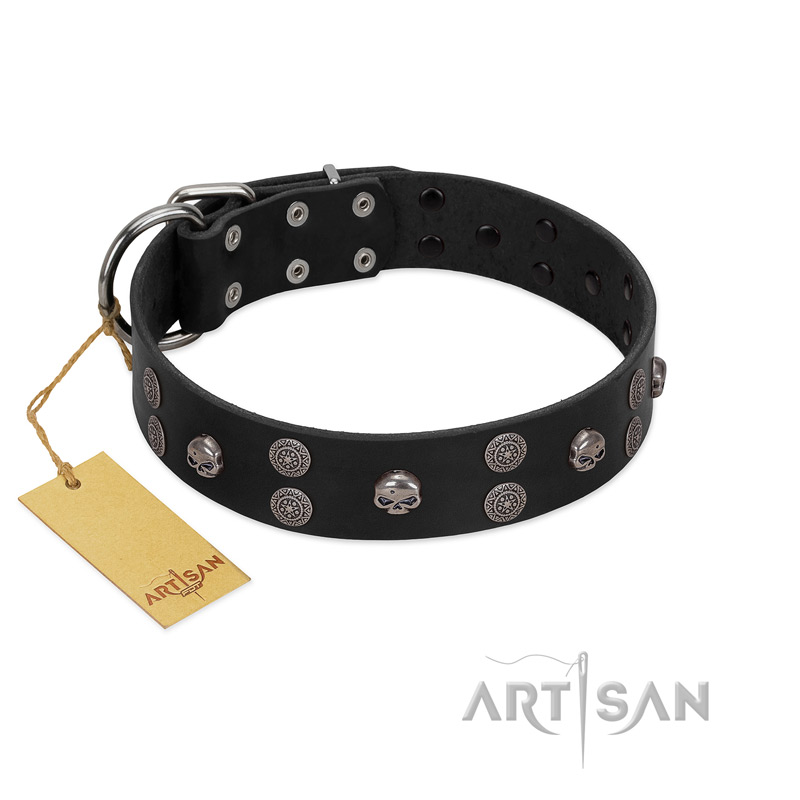 "Skull Art" Designer Handmade FDT Artisan Black Leather Boxer Collar with Skulls