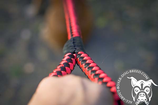 Boxer nylon-leash with durable handle for tracking